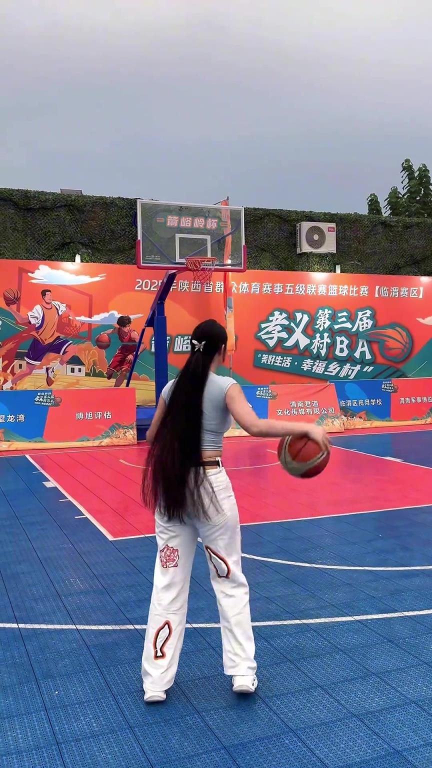 哥需要一个这样的女朋友！