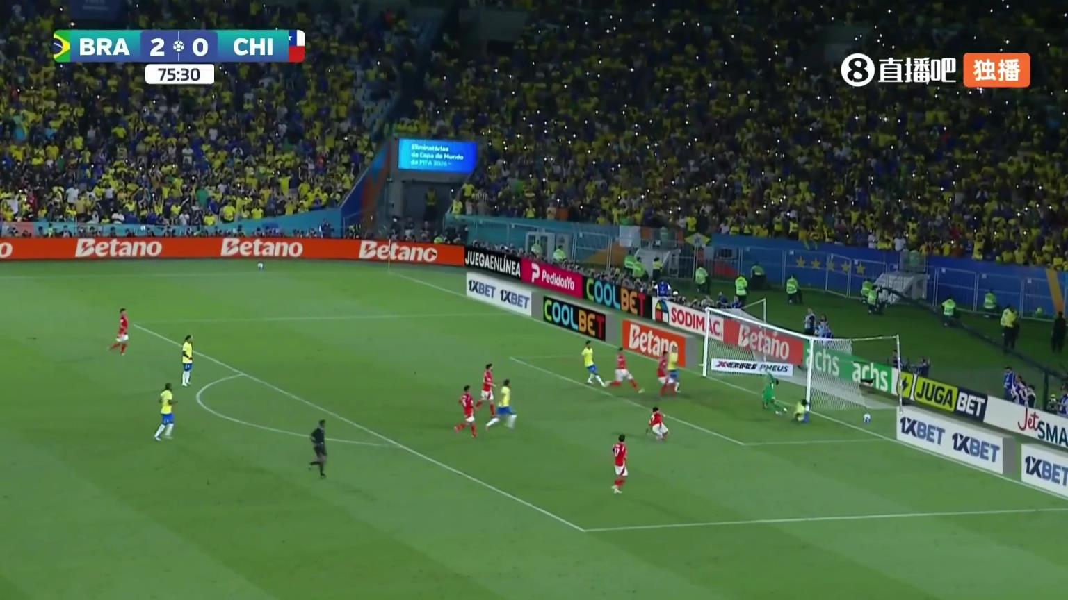 巴西3分钟连进两球！吉马良斯门前补射破门