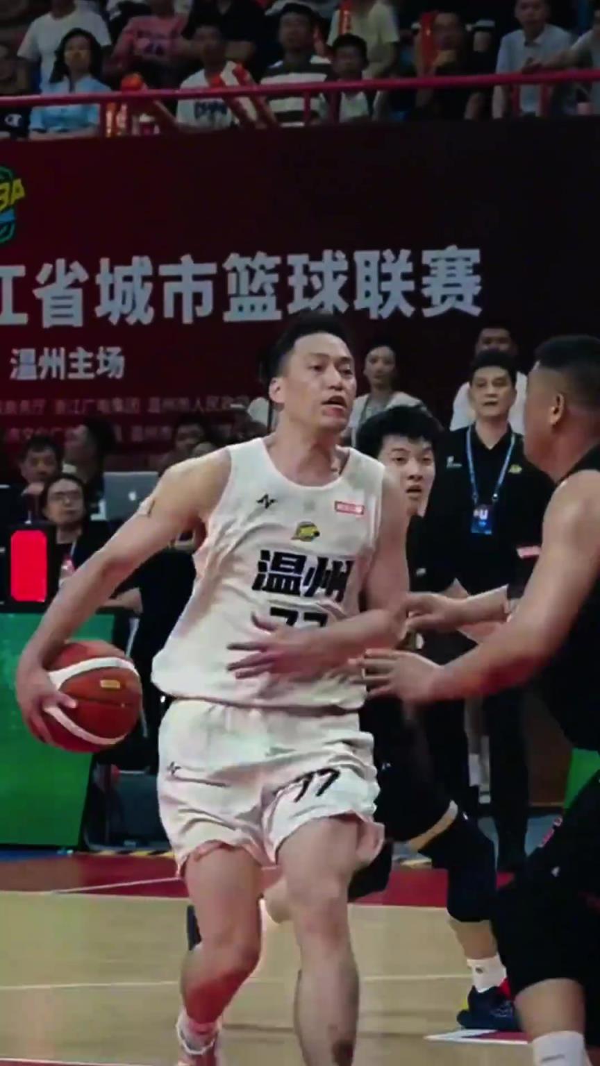 再看一下这丝滑背传！